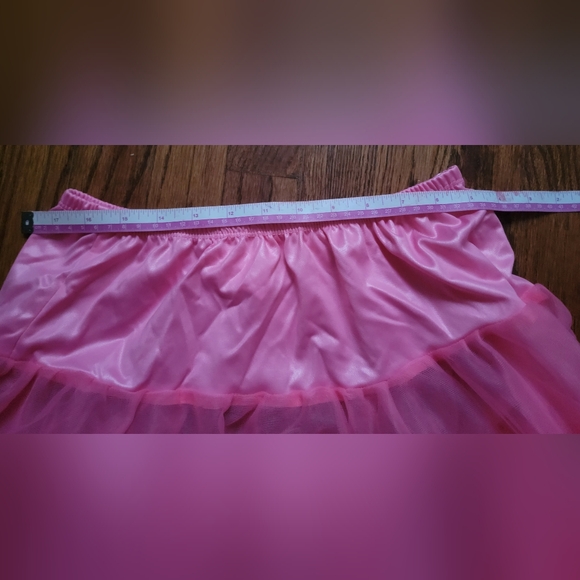 Bavarian Maid Halloween Costume size XL - Picture 13 of 14